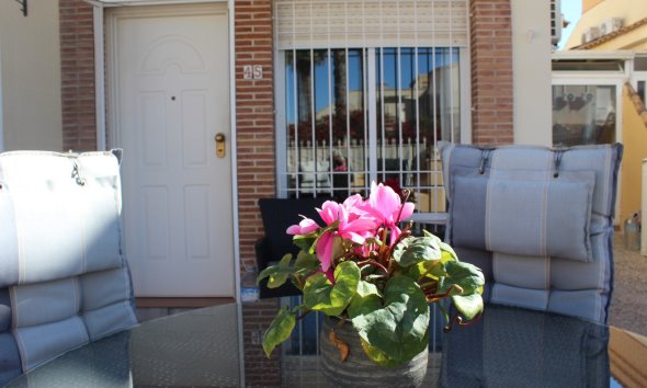Resale - Villa -
Villamartin - Costa Blanca