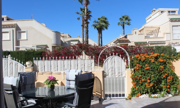 Resale - Villa -
Villamartin - Costa Blanca