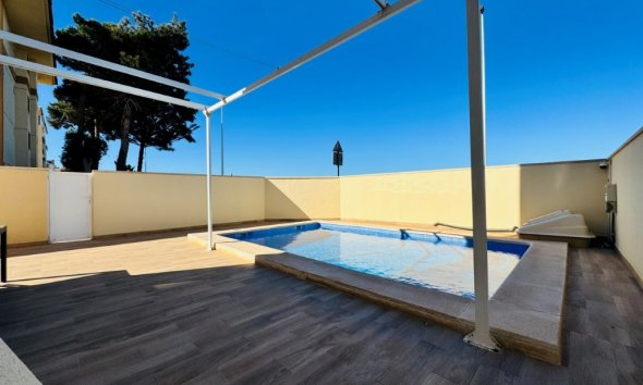 Resale - Apartment -
La Mata - Costa Blanca