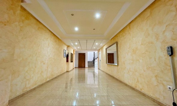 Reventa - Apartment -
San Isidro - Inland