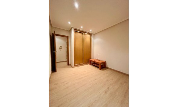 Reventa - Apartment -
San Isidro - Inland