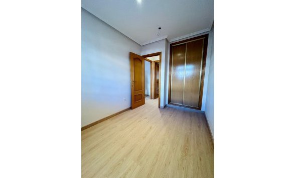 Reventa - Apartment -
San Isidro - Inland