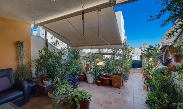 Reventa - Villa -
Orihuela Costa - Costa Blanca