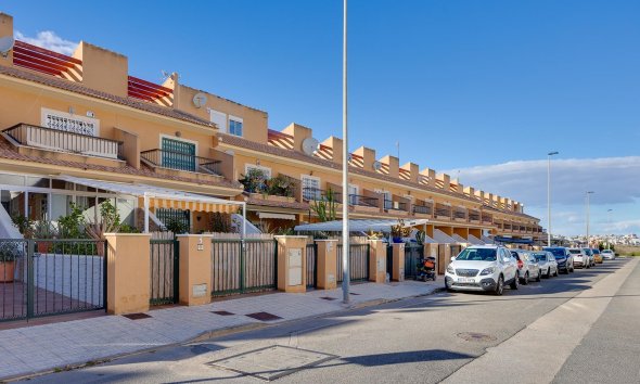 Reventa - Villa -
Orihuela Costa - Costa Blanca