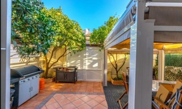 Revente - Semi Detached -
Torrevieja - Aguas Nuevas