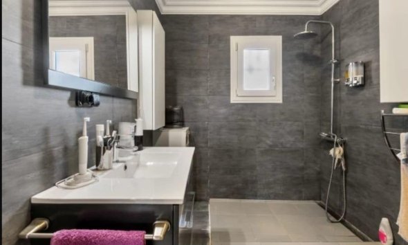 Revente - Semi Detached -
Torrevieja - Aguas Nuevas