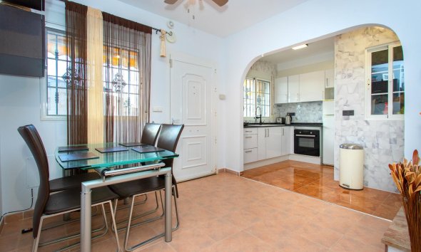 Resale - Town House -
Orihuela Costa - Las Filipinas