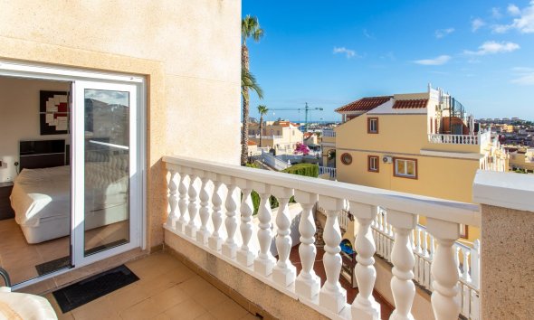 Resale - Town House -
Orihuela Costa - Las Filipinas