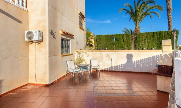 Resale - Town House -
Orihuela Costa - Las Filipinas