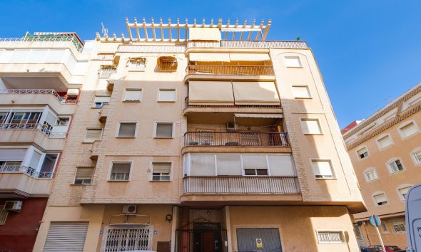 Reventa - Apartment -
Torrevieja - Costa Blanca