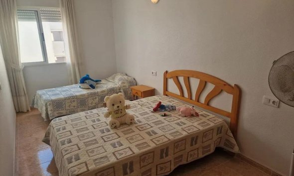 Reventa - Ático -
Torrevieja - Centro