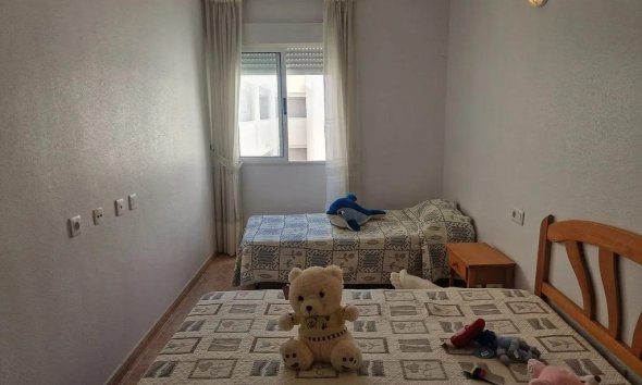 Reventa - Ático -
Torrevieja - Centro