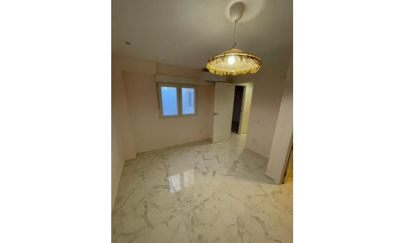 Reventa - Apartment -
Torrevieja - Costa Blanca