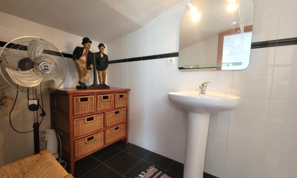 Reventa - Town House -
Torrevieja - La Siesta - El Salado - Torreta