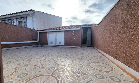 Reventa - Town House -
Torrevieja - La Siesta - El Salado - Torreta
