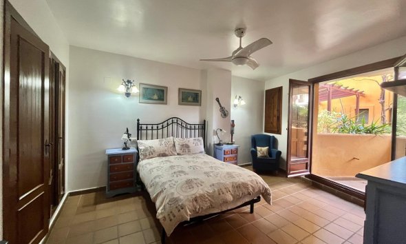 Revente - Bungalow -
Torrevieja - Punta Prima