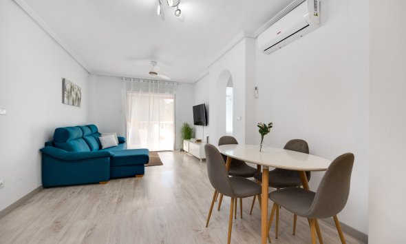 Reventa - Bungalow -
Torrevieja - Aguas Nuevas