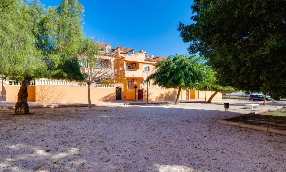 Reventa - Bungalow -
Torrevieja - Aguas Nuevas