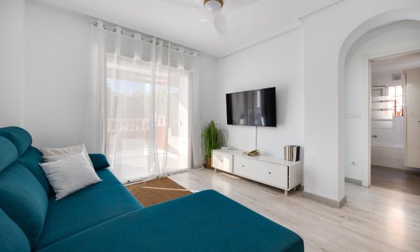 Reventa - Bungalow -
Torrevieja - Aguas Nuevas