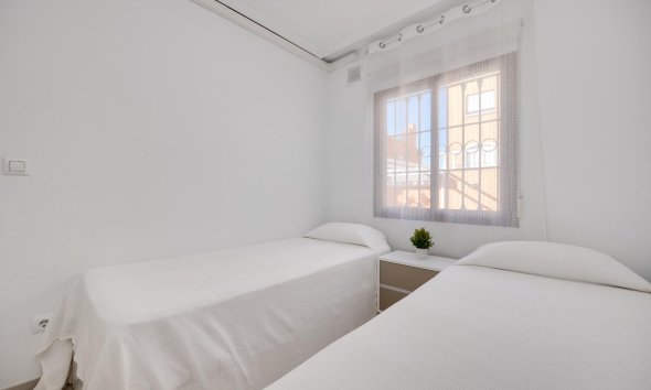 Reventa - Bungalow -
Torrevieja - Aguas Nuevas