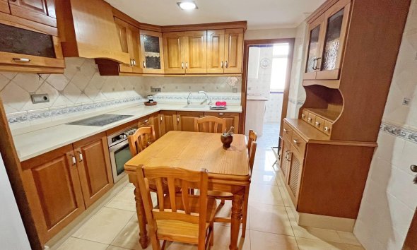 Revente - Apartment -
Formentera del Segura - Palacios