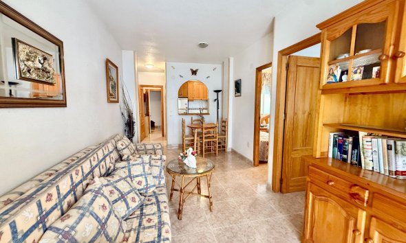 Resale - Apartment -
Torrevieja - Centro