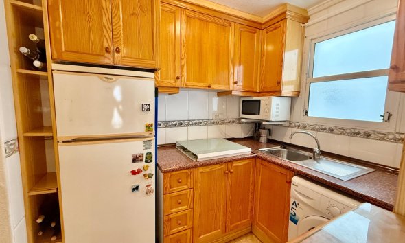Resale - Apartment -
Torrevieja - Centro