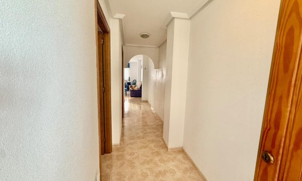 Revente - Apartment -
Torrevieja - Centro