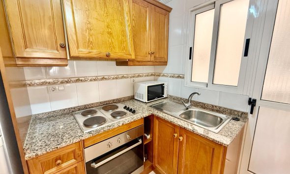 Revente - Apartment -
Torrevieja - Centro