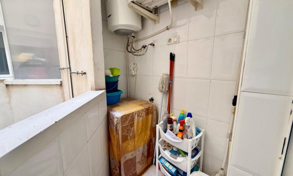 Revente - Apartment -
Torrevieja - Centro