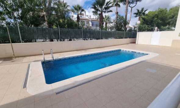 Revente - Villa -
Orihuela Costa - Costa Blanca