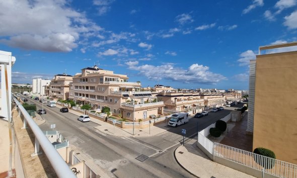 Revente - Villa -
Orihuela Costa - Costa Blanca