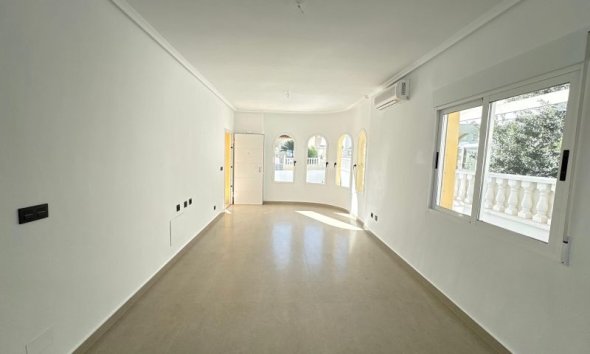 Revente - Villa -
Algorfa - Inland