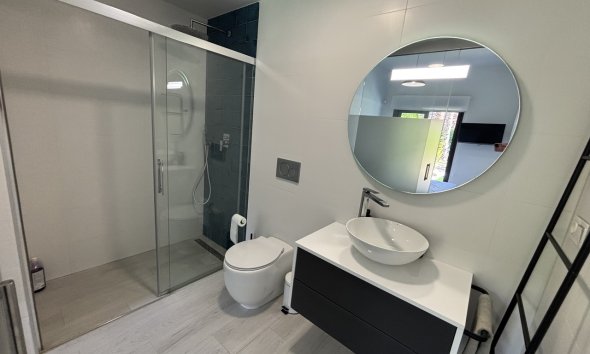 Revente - Apartment -
Villamartin - Costa Blanca