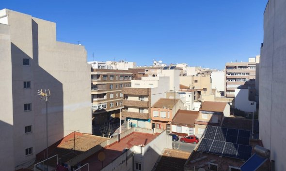 Resale - Apartment -
Torrevieja - Centro