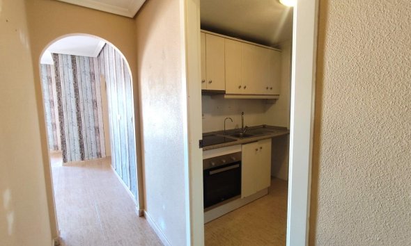 Resale - Apartment -
Torrevieja - Centro