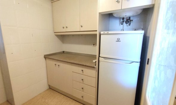 Resale - Apartment -
Torrevieja - Centro