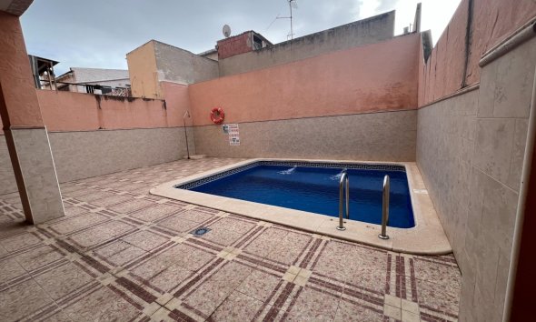 Reventa - Apartment -
Dolores - Comunidad Valenciana