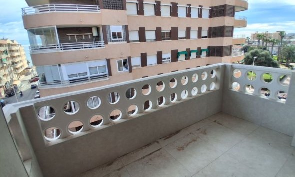 Revente - Apartment -
Torrevieja - Costa Blanca