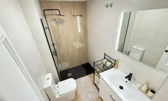 Revente - Apartment -
Torrevieja - Parque de las Naciones