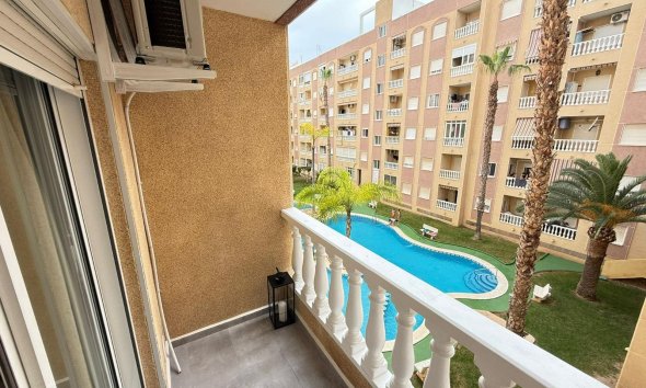 Revente - Apartment -
Torrevieja - Parque de las Naciones