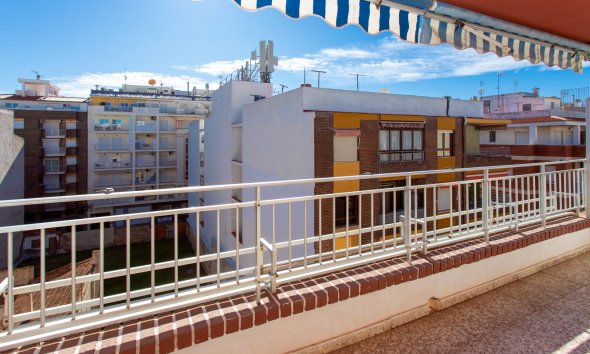 Reventa - Ático -
Torrevieja - Playa del Cura
