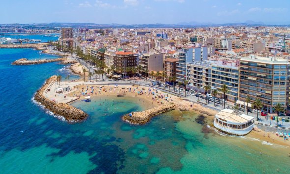 Reventa - Ático -
Torrevieja - Playa del Cura