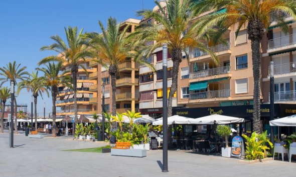 Reventa - Ático -
Torrevieja - Playa del Cura