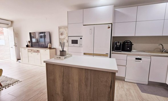 Reventa - Duplex -
Torrevieja - La Siesta