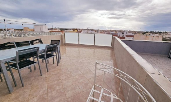 Reventa - Duplex -
Torrevieja - La Siesta