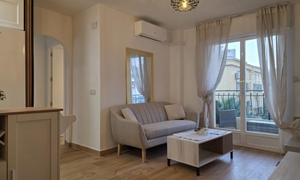 Reventa - Ático -
Torrevieja - Cala Ferris