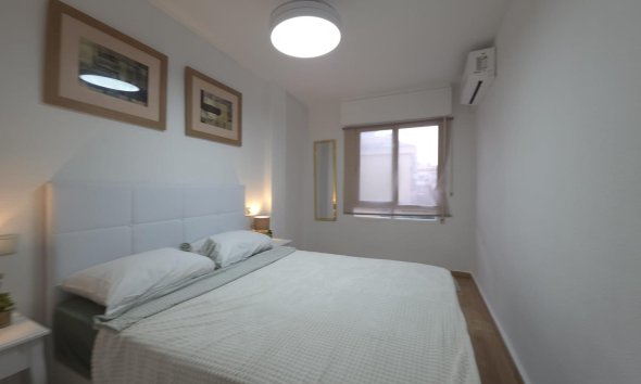 Reventa - Ático -
Torrevieja - Cala Ferris