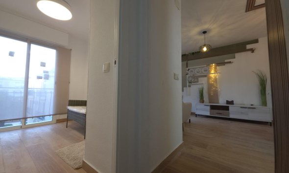 Reventa - Ático -
Torrevieja - Cala Ferris