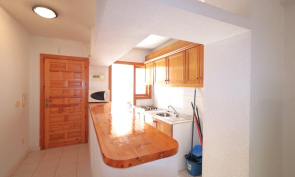 Reventa - Apartment -
Torrevieja - La Veleta